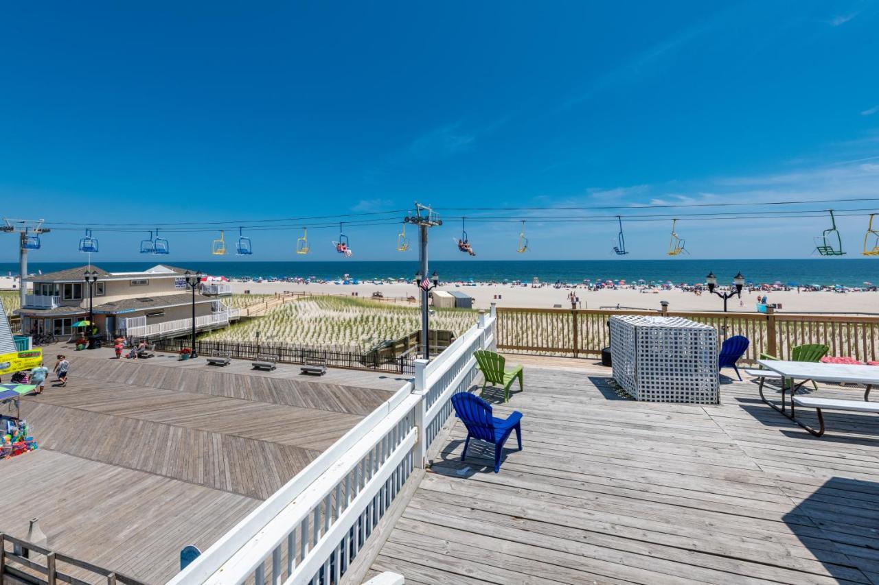 Boardwalk Hotel Charlee & Apartments Beach Hotel Oceanfront 시사이드 헤이츠 외부 사진