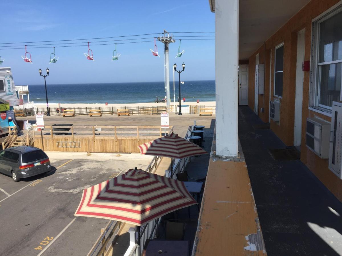 Boardwalk Hotel Charlee & Apartments Beach Hotel Oceanfront 시사이드 헤이츠 외부 사진