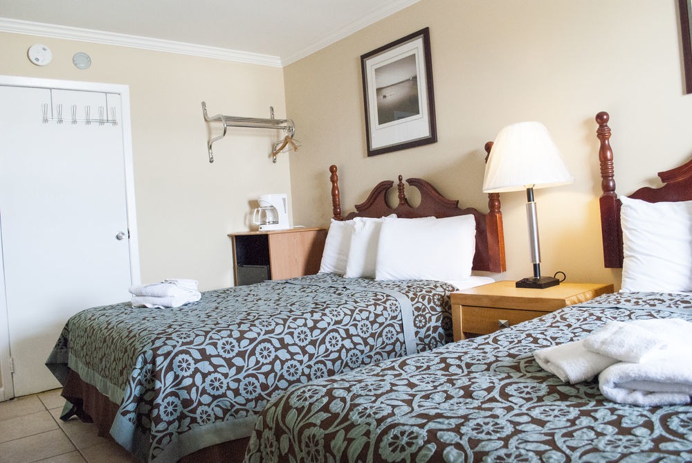 Boardwalk Hotel Charlee & Apartments Beach Hotel Oceanfront 시사이드 헤이츠 외부 사진