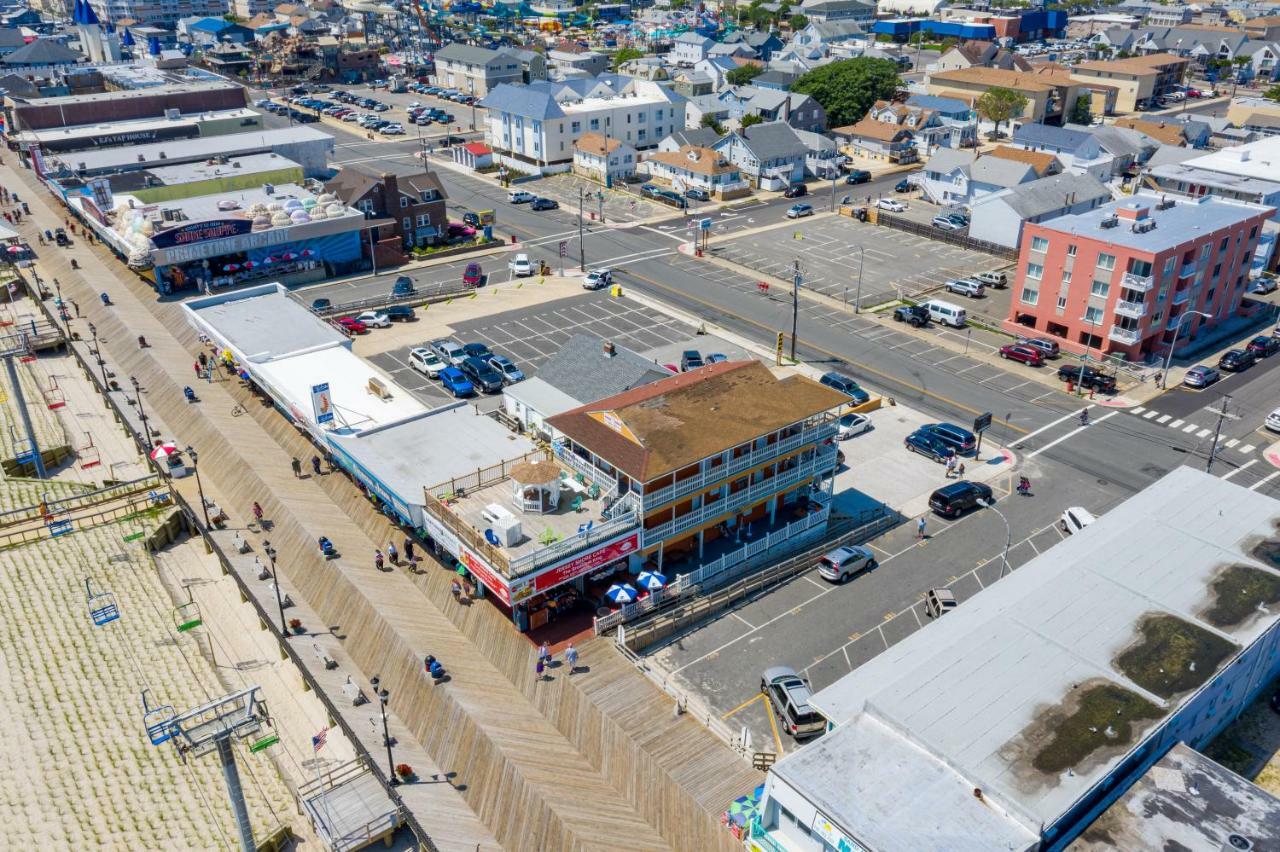Boardwalk Hotel Charlee & Apartments Beach Hotel Oceanfront 시사이드 헤이츠 외부 사진
