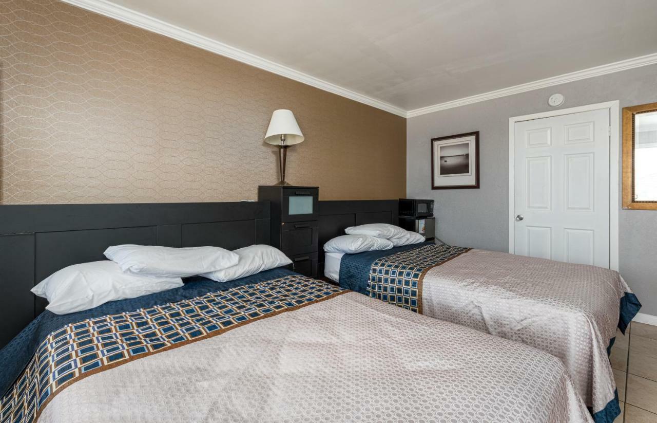 Boardwalk Hotel Charlee & Apartments Beach Hotel Oceanfront 시사이드 헤이츠 외부 사진
